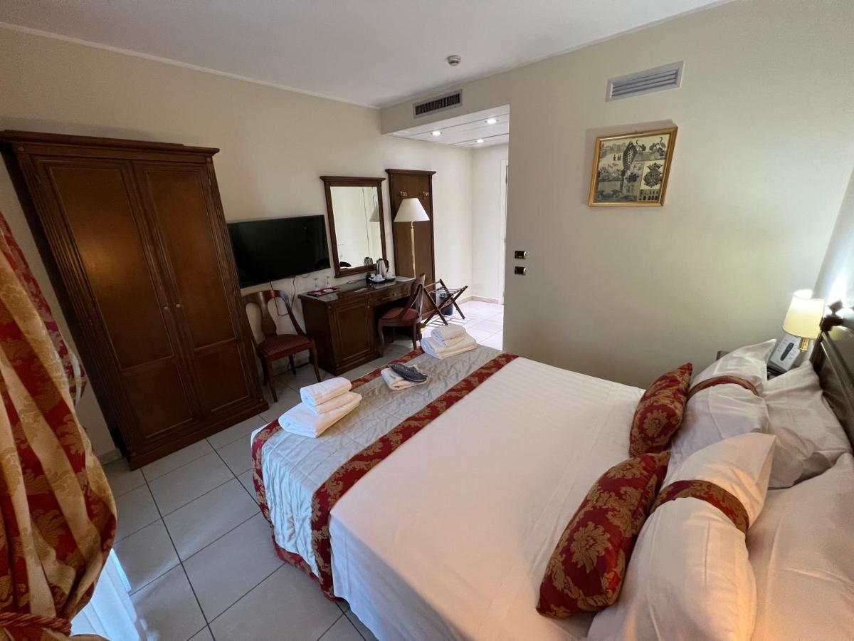 Hotel Villa Savoia Turin Ngoại thất bức ảnh