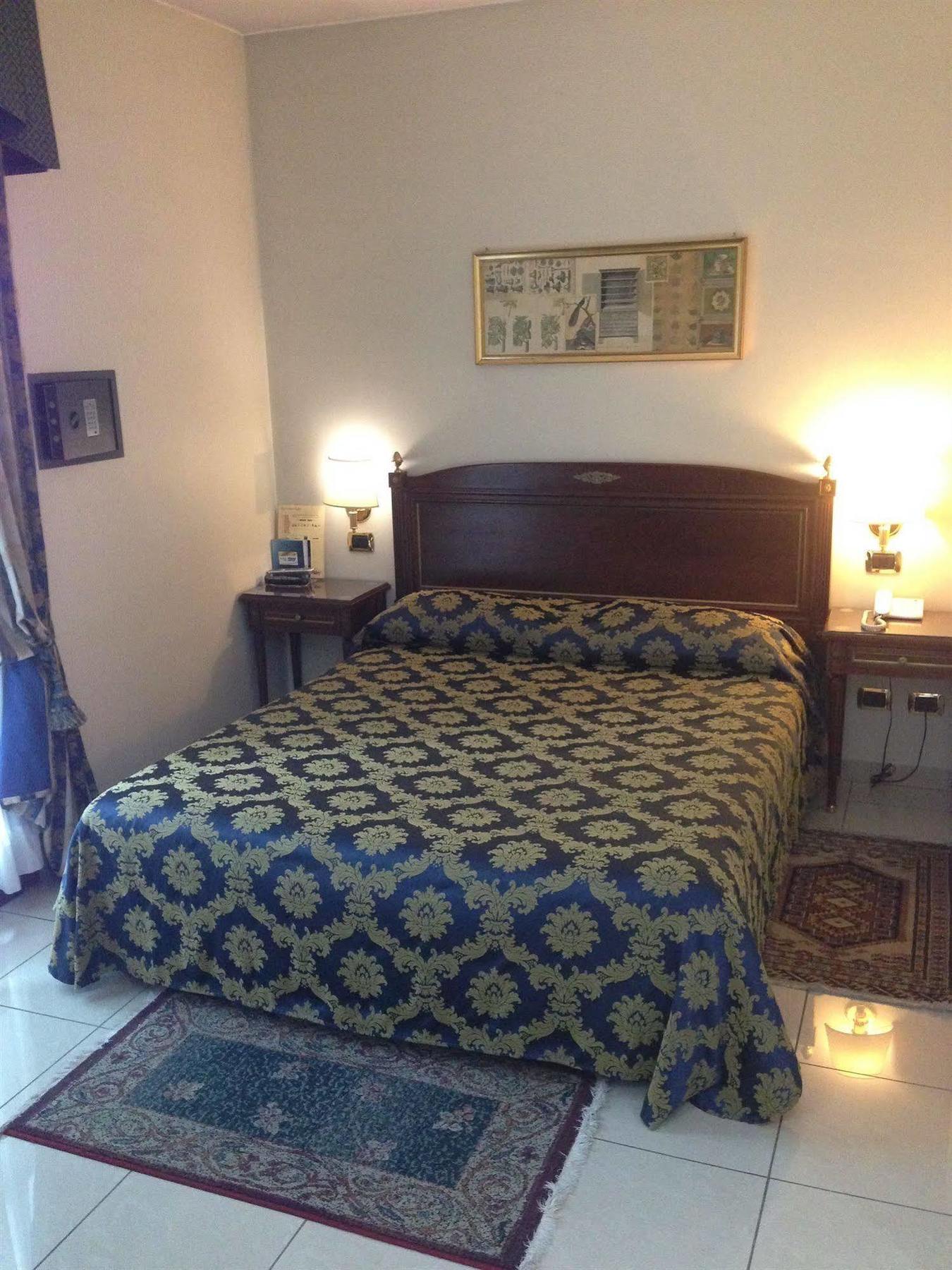Hotel Villa Savoia Turin Ngoại thất bức ảnh